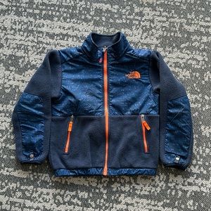 North face fleece jacket. Size XS 6. Nave blue and orange